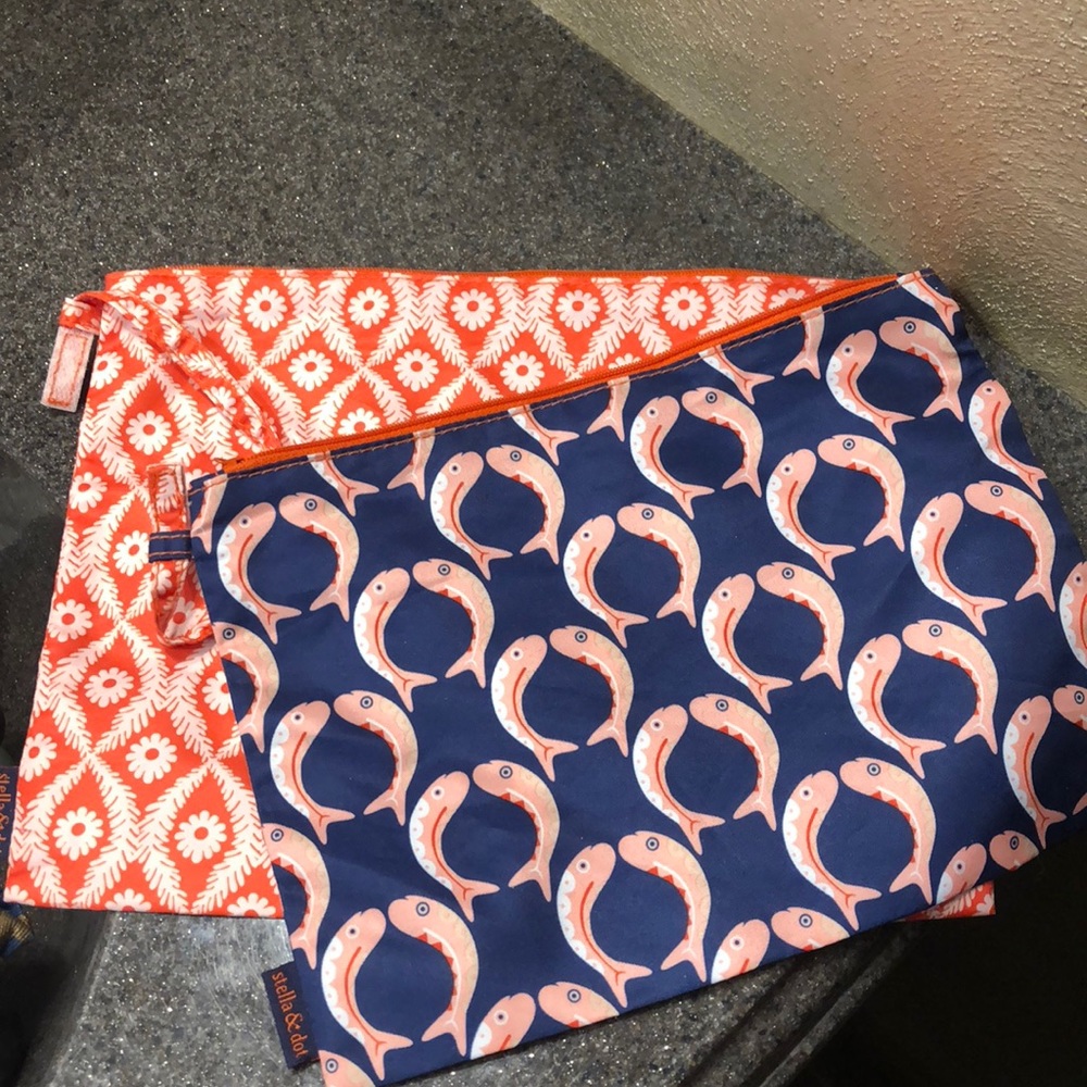 Stella and Dot makeup bag set